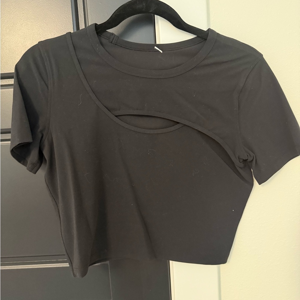 lululemon athletica Sleek Black Crop Top